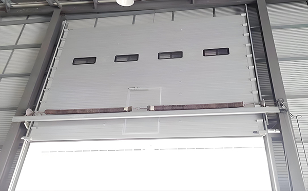 沙雅工业滑升门