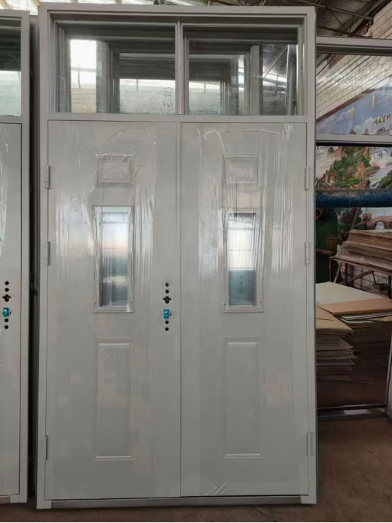 沙雅学校教室门 沙雅学校教室门