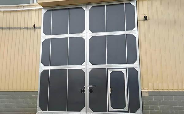 厂房沙雅工业门选择与维护全解析：提升效率与安全的关键要素